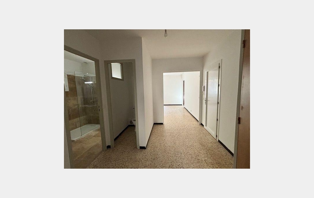 Annonces MARGUERITTES : Appartement | REMOULINS (30210) | 68 m2 | 660 € 
