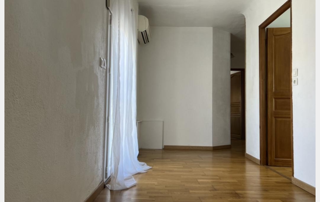Annonces MARGUERITTES : Maison / Villa | CAISSARGUES (30132) | 100 m2 | 150 000 € 