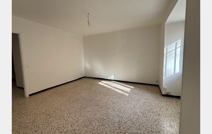  Annonces MARGUERITTES Apartment | SAINT-HILAIRE-D'OZILHAN (30210) | 39 m2 | 510 € 